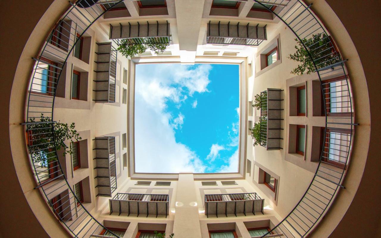 Solemar Sicilia - Palazzo Quaroni Apartment Палермо Екстериор снимка